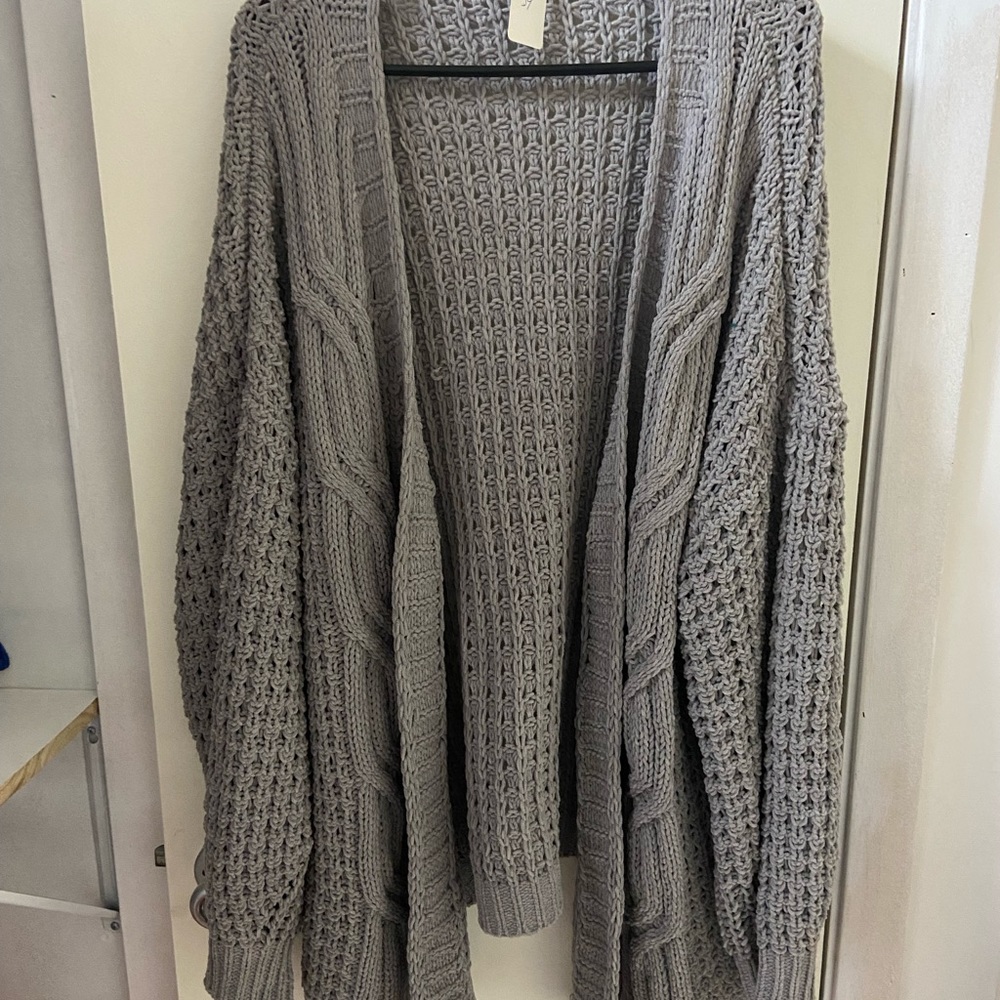 Women’s Gray oversized boutique sweater
